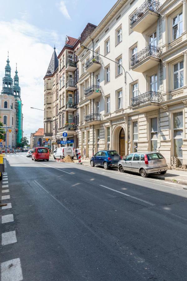 Apartments Poznan Garbary By Renters Exterior photo